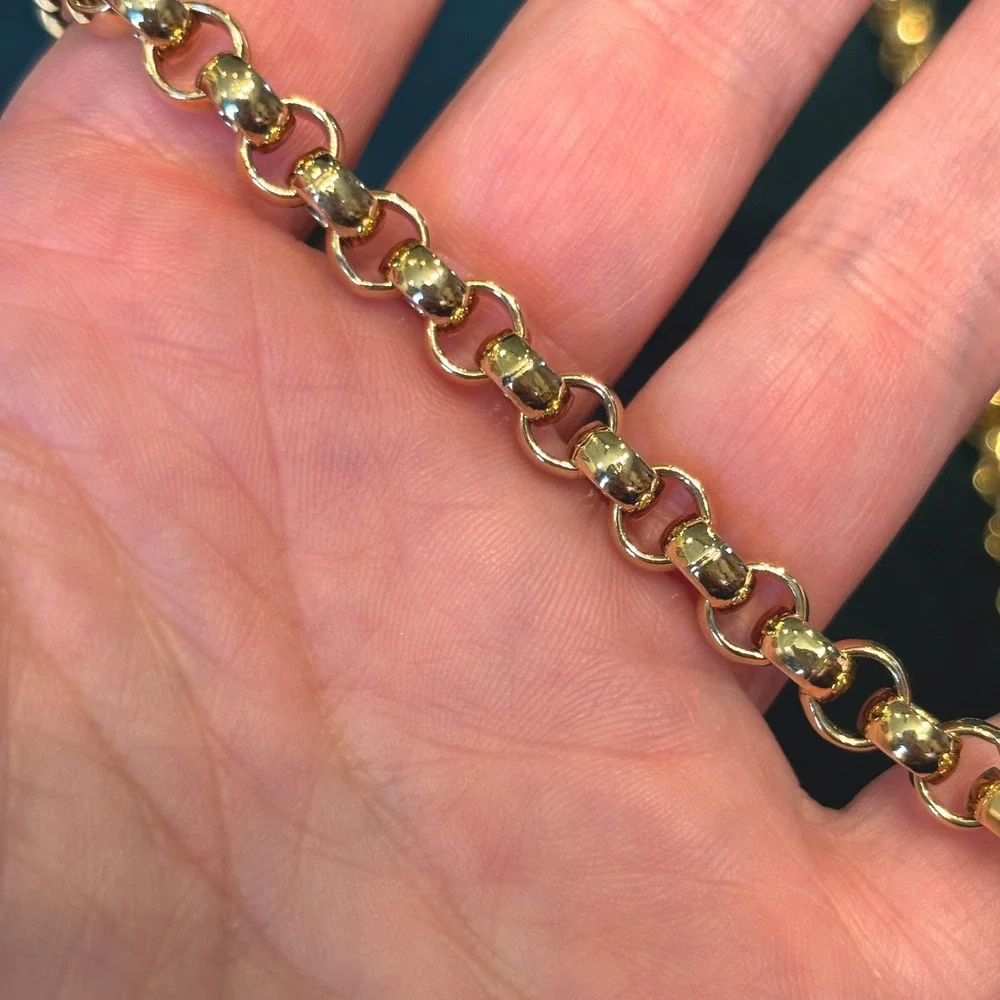 Monet Vintage Polished Gold Tone Thick Long Rolo Chain Necklace 17.5
